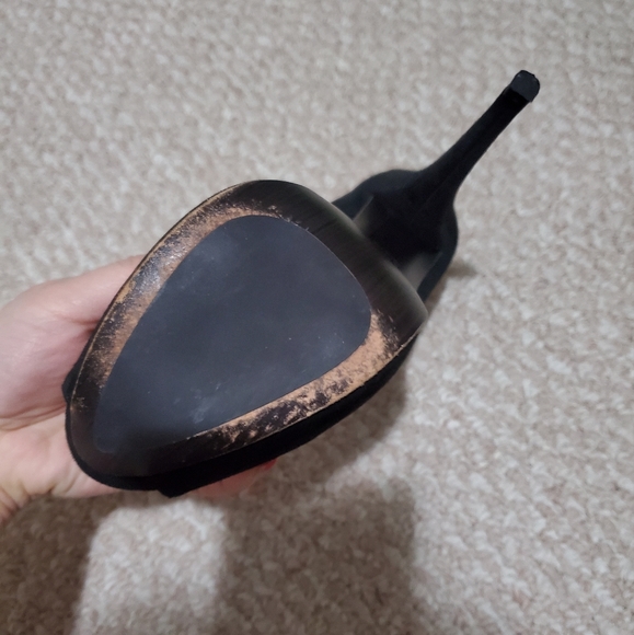 Stuart Weitzman heels - Picture 4 of 4